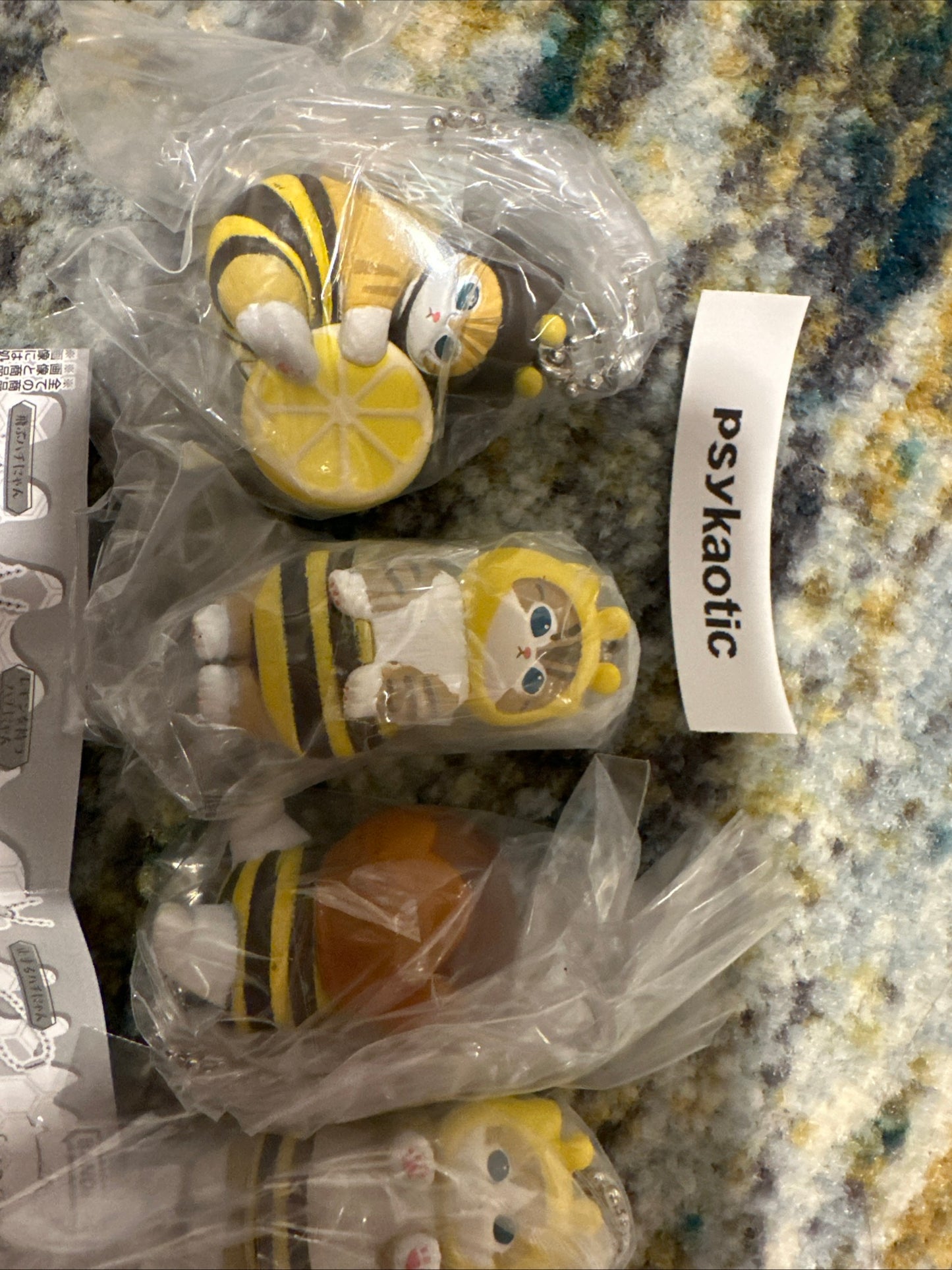 Gashapon Bandai Mofusand Bee Kitty Swing Charm Capsule Toy Full Set Of 5
